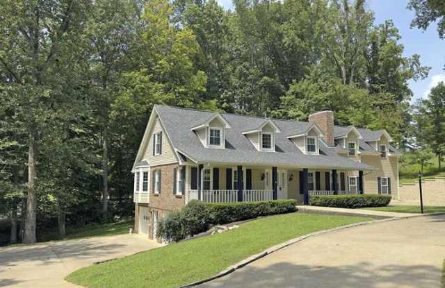 815 Shady Bluff Trail Gallery 2