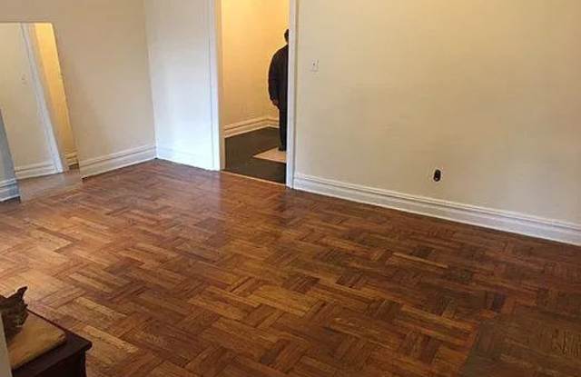 745 Saint Nicholas Ave Apt 2R Gallery 2