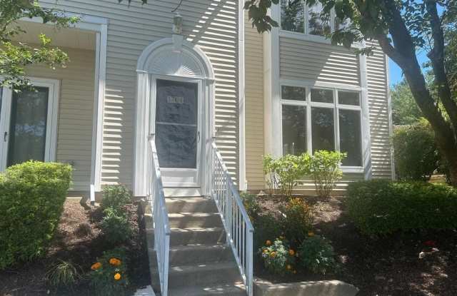 1704 NAOMIS COURT Gallery 2