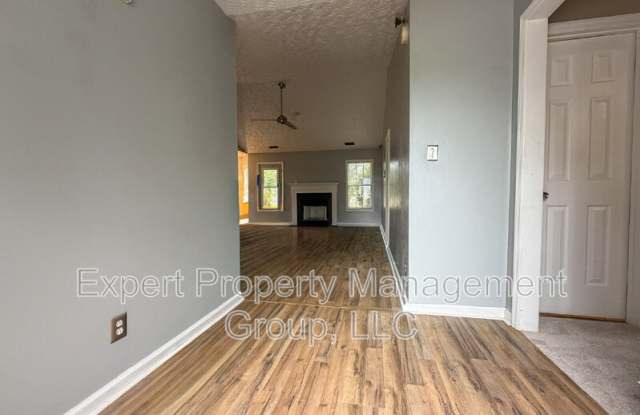 162 Cavalier Dr Gallery 2
