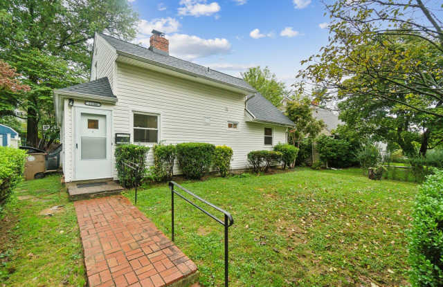 Charming Updated 4BR/2BA Cape Cod in Twinbrook- Rockville photos photos