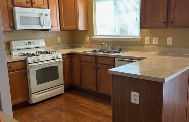 1940 CREPE MYRTLE Gallery 2