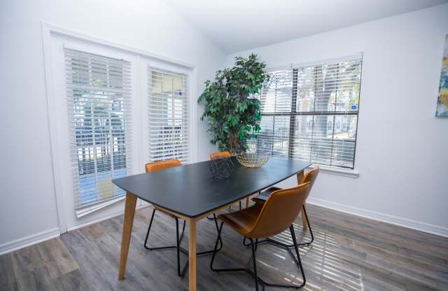 Oakview Landing Apartments Gallery 4