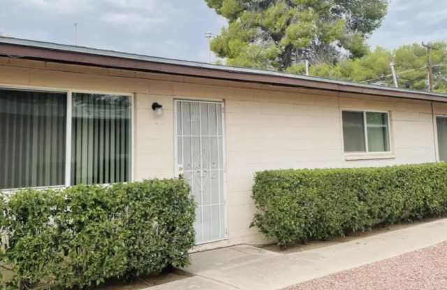 2205 N Madelyn Avenue photos photos