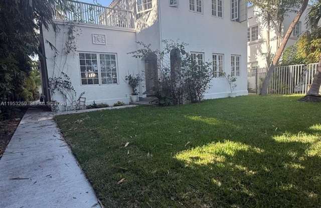 912 Euclid Ave photos photos