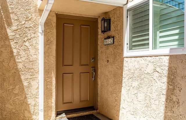 961 Las Lomas Drive Gallery 2