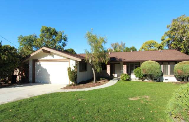 Nice Home in Fantastic Moraga Neighborhood! - 35 Wandel Drive, Moraga, CA 94556
