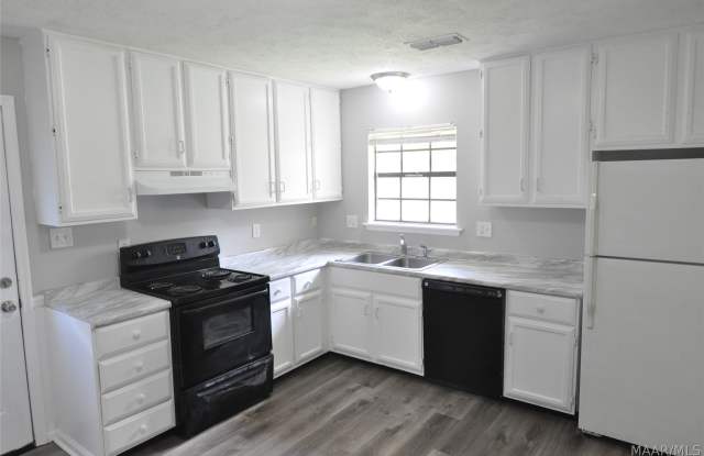 164 CAMELLIA Court Gallery 2