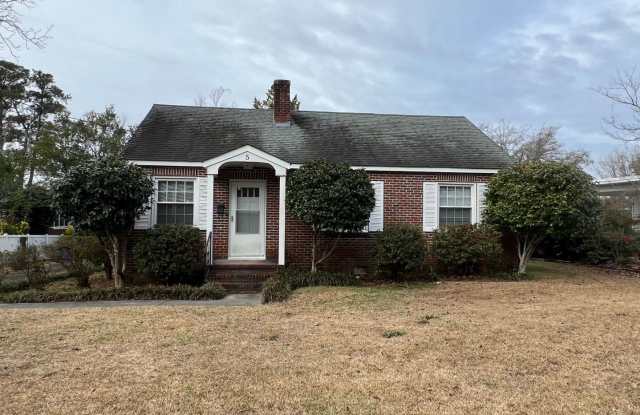 Charming 3 bedroom home in the Downtown area - 5 Warlick Street, Jacksonville, NC 28540