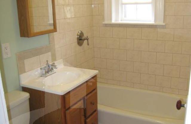 8 Sherborn Court Gallery 3