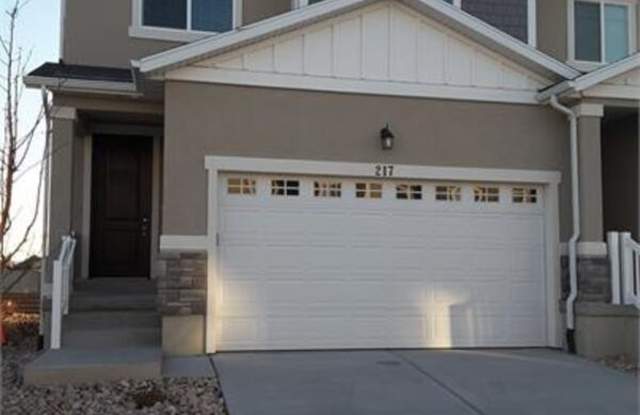217 W Whitewater Dr photos photos