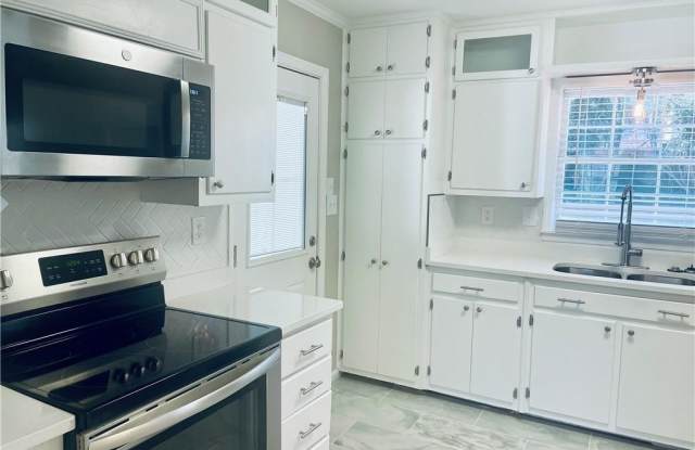 471 Village Green Court SW Gallery 3