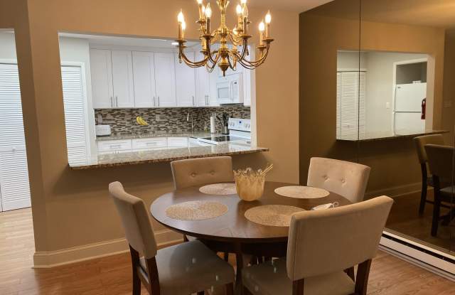 75 Lexington Court Gallery 3