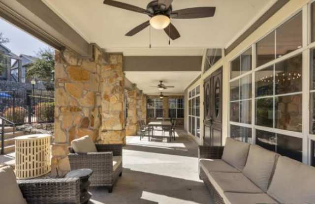 2233 Montopolis Dr Gallery 4