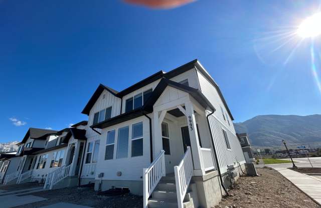 4 Bedroom 2.5 Bathroom Townhome in Lehi! photos photos
