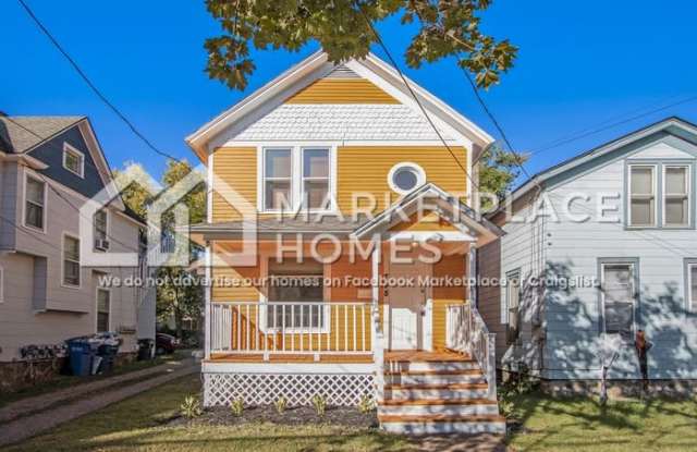 718 Oak S - 718 Oak Street, Kalamazoo, MI 49007