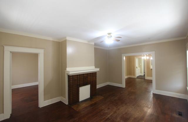 New On The Market with Fresh Updates!! Better Hurry!! Gallery 3