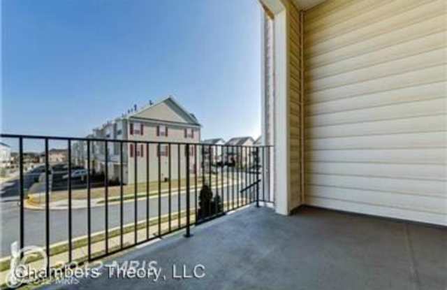 22993 EVERSOLE TERRACE Gallery 2