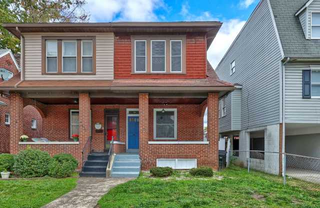 Large 3 Bedroom on 2nd St photos photos Large 3 Bedroom on 2nd St photos photos