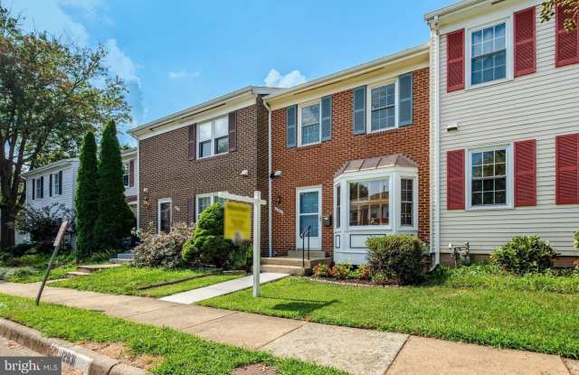 12931 RIDGEMIST Lane - 12931 Ridgemist Lane, Greenbriar, VA 22033