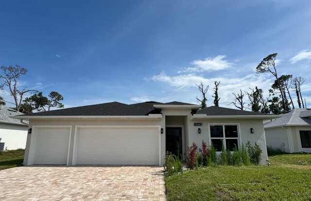 16483 HILLSBOROUGH BOULEVARD photos photos