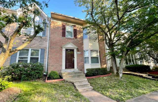 5199 GLEN MEADOW DRIVE - 5199 Glen Meadow Drive, Centreville, VA 20120