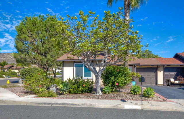 4524 Royal Oak Dr Gallery 3