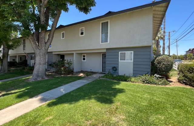 Lovely 3 Bed 2.5 Bath Townhome with 2 Car Garage in Placentia photos photos