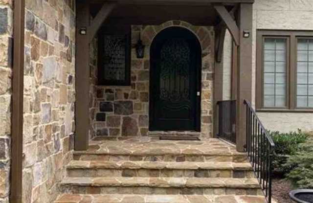 2335 Mitchell Road Gallery 2