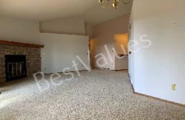 2125 S Telluride Ct Gallery 4