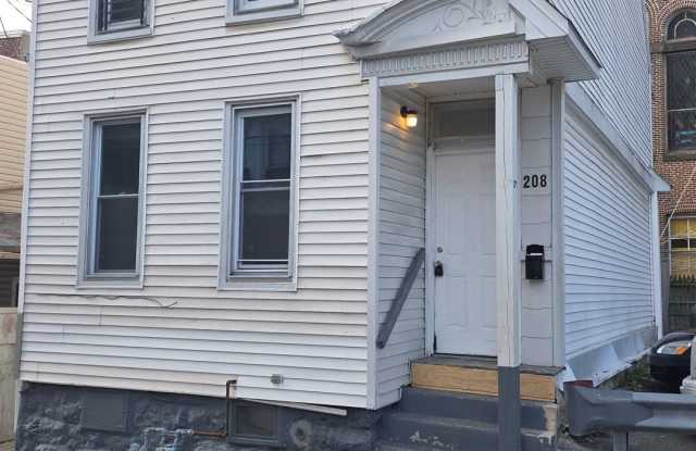 Renovated 3 bedroom House photos photos