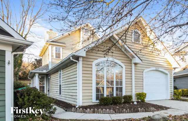 3221 Pipers Way - 3221 Pipers Way, High Point, NC 27265