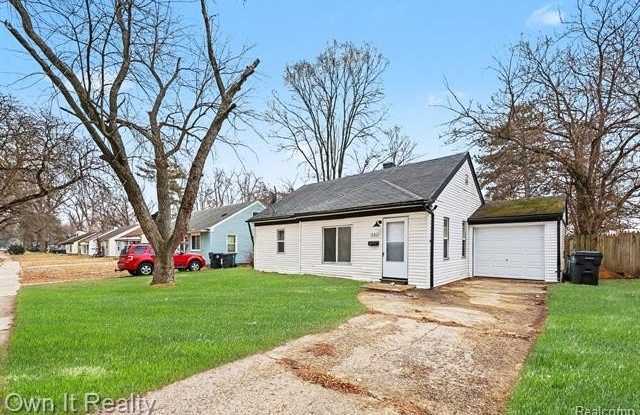 10821 Albany Street photos photos