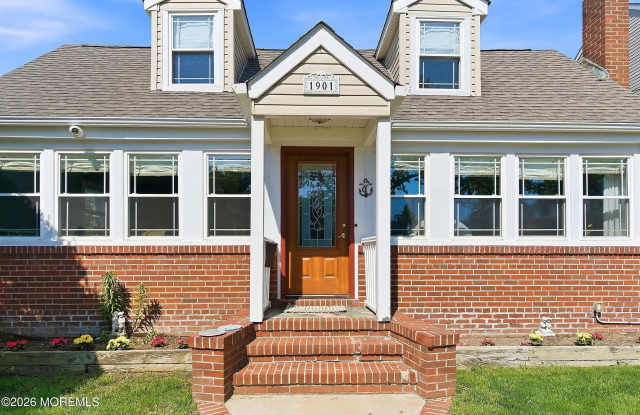 1901 Meadow Road Gallery 4