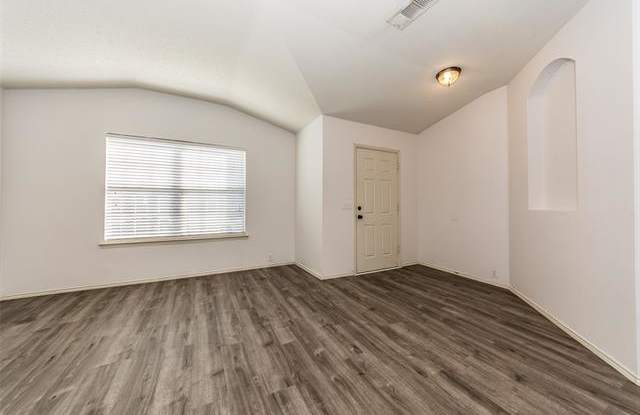 2209 Tailburton Court Gallery 3