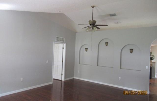 53 Sloganeer Trl. Gallery 3