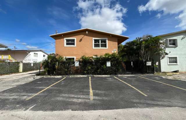 608 SW 16th Avenue 1-4, Fort Lauderdale, FL 33312 Gallery 4