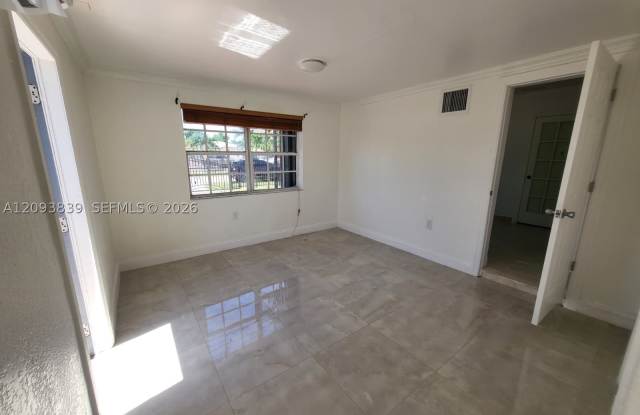 15320 SW 298th Ter Gallery 3