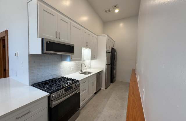 2039 Valence Street photos photos