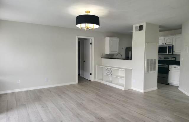 4712 Walden Circle - 1Unit 1722 - 4712 Walden Circle, Orlando, FL 32811