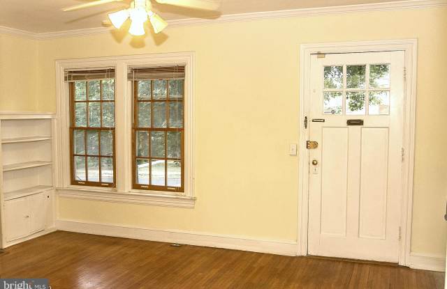 3723 S STREET NW Gallery 3