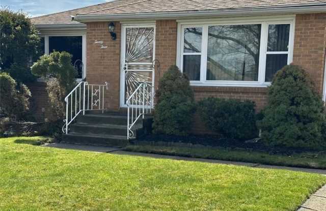 23 Pinewood photos photos