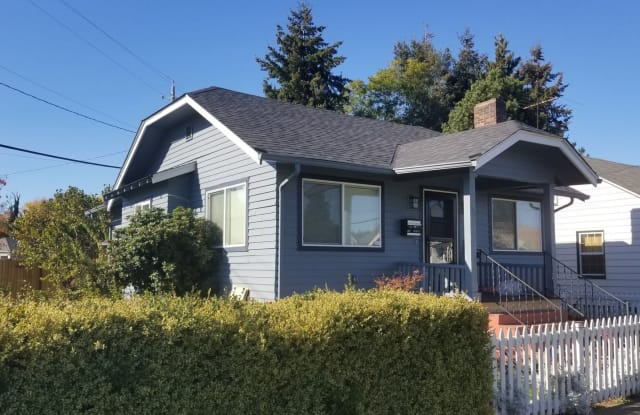 105 Wells Ave North - 105 Wells Avenue North, Renton, WA 98057