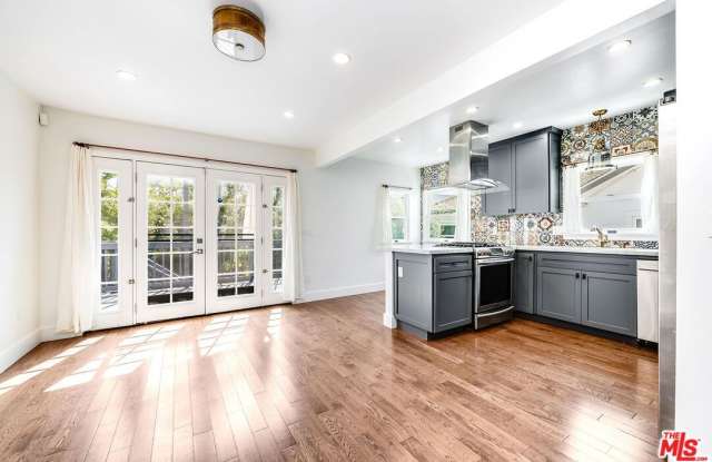 1310 Mccollum St photos photos