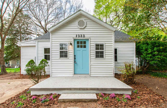 Freshly Updated  Full of Charm - Move-In Ready in Duffy Place! photos photos