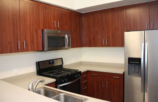 Welcome to Huston Court – Modern Living in the Heart of North Hollywood Gallery 3