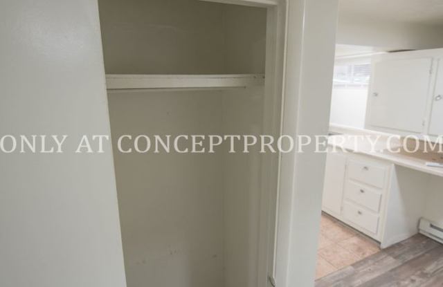 284 C Street East Gallery 4