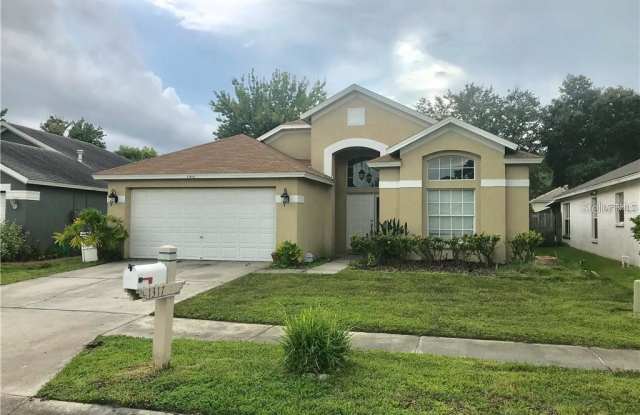 1317 MAXIMILIAN DRIVE - 1317 Maximillian Drive, Wesley Chapel, FL 33543