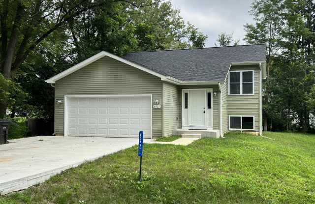 8921 271st Avenue - 8921 271st Avenue, Camp Lake, WI 53168