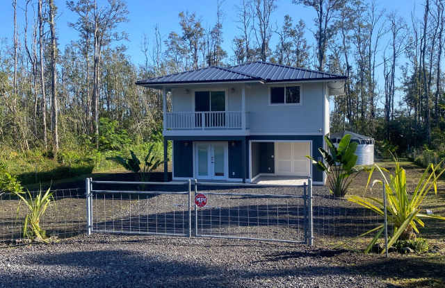 3BR/2BA Two-Story Home in Ainaloa – Fenced  Gated photos photos